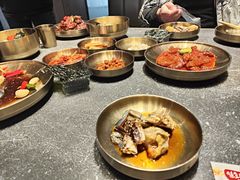-草家酱蟹炭火烤肉店(珲春南路二店)
