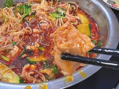 -周良天山牛杂城(天山路总店)