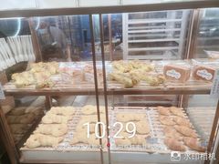 -奈雪的茶(亨特国际广场店)