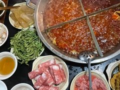 -储奇门鳝鱼火锅(总店)