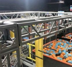 -蹦贝运动中心·蹦床·攀岩·闯关(龙岗店)