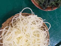 -扎起市井老火锅(乐山总店)