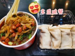 -八哥酸辣粉(时尚天河店)