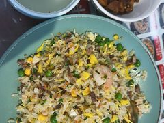 -扬二春炒饭(国庆路总店)