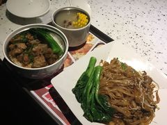 -百威KTV(恒福路店)