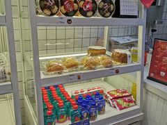 面包甜点陈列柜-一鸣真鲜奶吧(双菱路店)