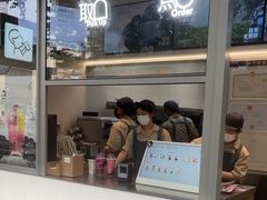 -喜茶(上海淮海中路渔阳里店)