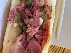 -秦小龙驴肉火烧馆