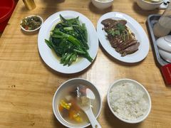 -乌文新澄海卤鹅店