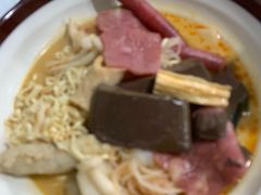 -菲哥麻辣烫(贵山小区店)