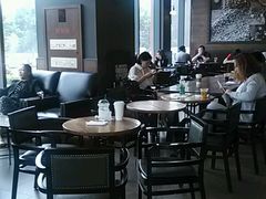 大堂-星巴克(西安曲江银泰店)