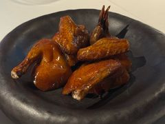 脆皮乳鸽-荣小馆(安达仕店)
