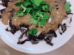 -黑八私房老北京炸酱面