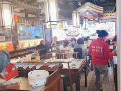 -川流不息·地道川菜·小龙虾(新松江路店)