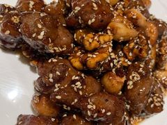 黑蒜子牛肉粒-大铁勺新津菜(东丽阳光新业广场店)