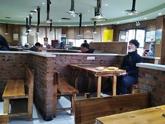 大堂-冯老二羊肉串