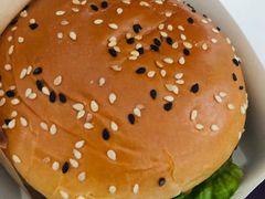 烧烤风味安格斯厚牛堡-麦当劳(宽城万达店)