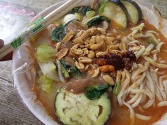 -二钢串叔麻辣烫(华龙大厦店)