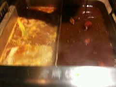 -老牌坊云南鱼豆花火锅(嵩山店)
