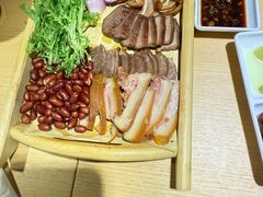 -关东小磨东北菜(上海长风大悦城店)
