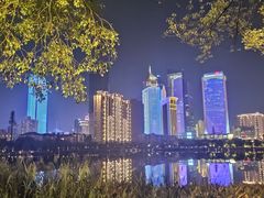 -西北湖绿化广场