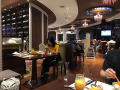 大堂-荣誉国际酒店-云顶旋转餐厅