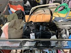 -燕莎奥特莱斯购物中心