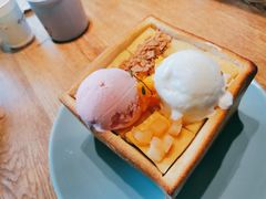 十年纪念版面包诱惑-蜜桃餐厅·伴山(湖滨商业街店)