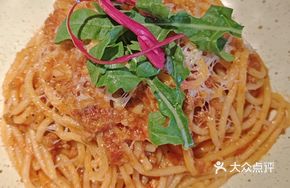 Classic Italian Tomato Meat Sauce Noodles