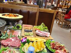 -青瓦餐厅·生鱼片·韩园烤肉(西塔店)