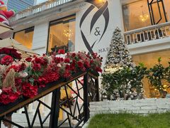 -Mark&Mars Restaurant