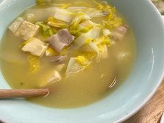 冻豆腐炖白菜-关东小磨东北菜(上海长风大悦城店)