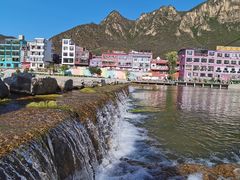 -百里峡七彩艺术小镇