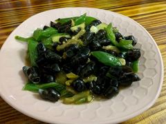 炒山坑螺-老兵牛蹄店(下沙店)