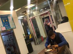 -德克士(亚中商城店)