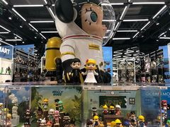 -泡泡玛特POPMART(侨福芳草地店)