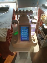 -苗方清颜专业祛痘连锁机构