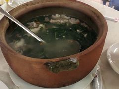 枸杞叶猪杂汤-王伟荣猪杂店