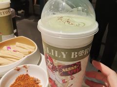 -海底捞火锅(长宁路龙之梦店)