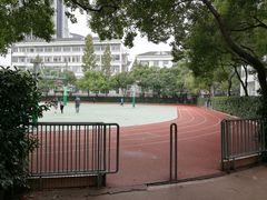-上海市民办新华初级中学