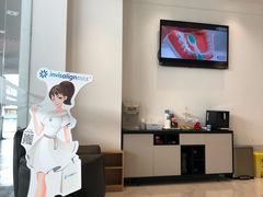 -瑞尔齿科(上海长风大悦城店)