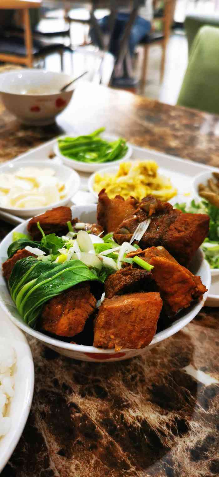 王虎成猪排骨馆·地方名小吃-"自己带了酒去.