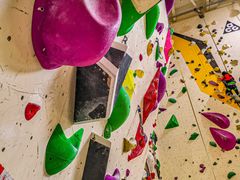 -问山MountQuest攀岩馆