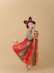 -Two  Monkeys 孕婴写真馆(龙华店)