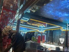 -屋有岛沉浸游戏旗舰店(中山公园店)