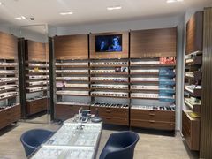 -LensCrafters亮视点(港汇恒隆广场店)