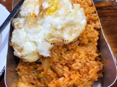 泡菜炒饭-马路牙子地桌烤肉(工体店)