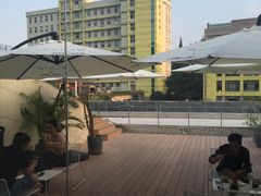 -UNI UNI(环亚凯瑟琳店)