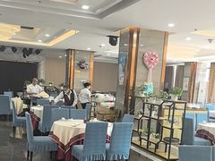 -方鼎食府