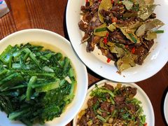 -唐师傅湘西名菜馆(武陵路店)